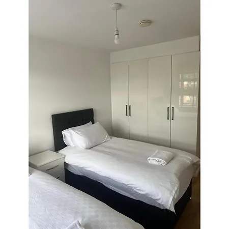 Spacious 1 Bedroom Flat In Kilburn Park F55 London Exterior photo