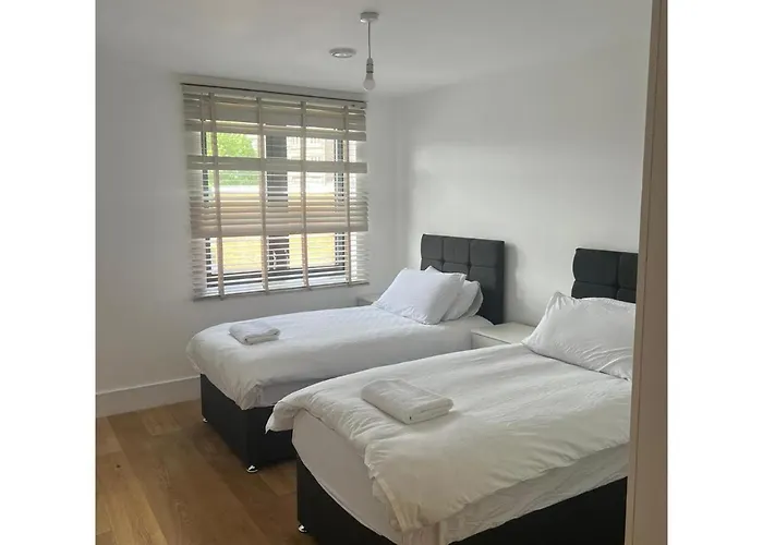 Spacious 1 Bedroom Flat In Kilburn Park F55