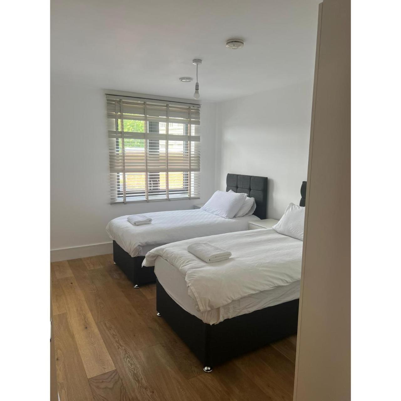Apartamento Spacious 1 Bedroom Flat In Kilburn Park F55 Londres
